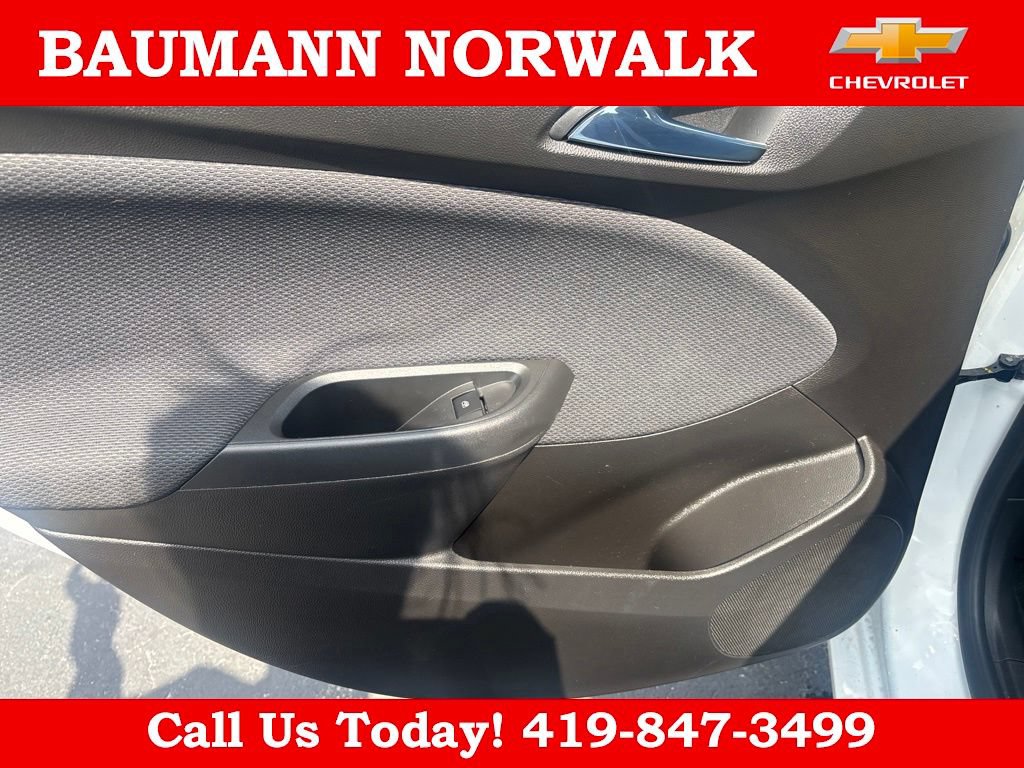 Used 2017 Chevrolet Cruze LT FWD image 42