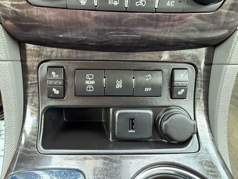 Used 2016 Buick Enclave Leather image 24