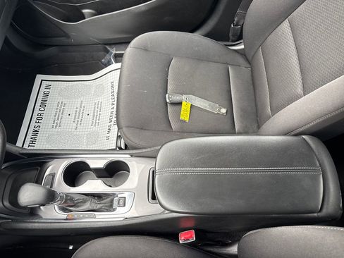 Used 2023 Chevrolet Malibu LT image 28