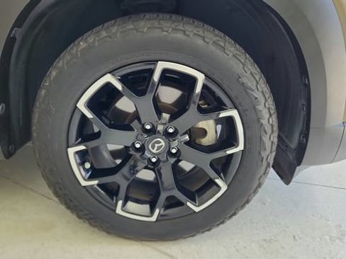 Used 2025 MAZDA CX-50 Meridian Edition w/ Weather Package AWD/4WD image 9