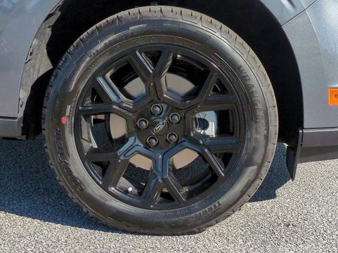 New 2026 Ford Maverick XLT image 11