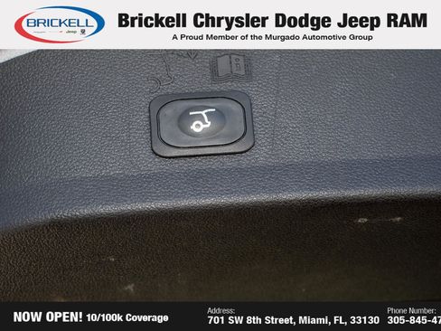 Used 2019 Ford Escape SEL image 10