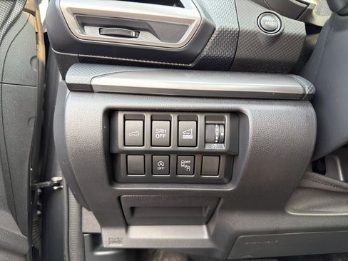Used 2023 Subaru Forester Premium AWD/4WD image 15