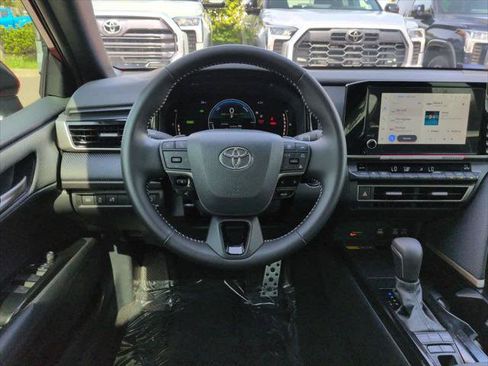 Certified 2026 Toyota Camry SE w/ Convenience Package FWD image 15