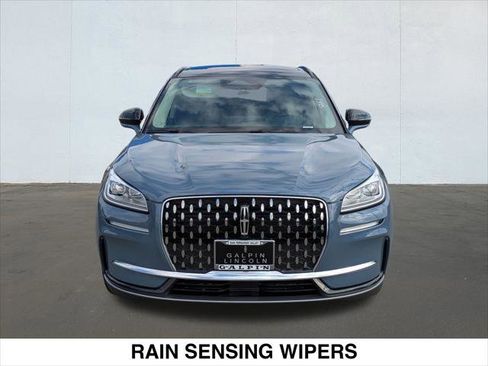 New 2025 Lincoln Corsair Reserve image 4