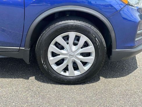 Used 2019 Nissan Rogue S AWD/4WD image 7