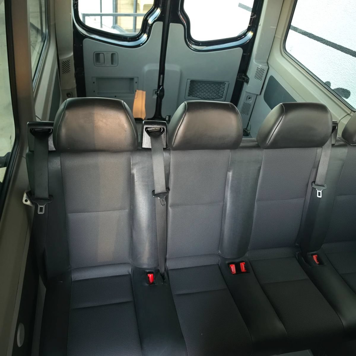 Used 2013 Mercedes-Benz Sprinter 2500 image 27