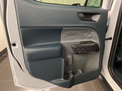 New 2025 Ford Maverick XLT w/ XLT Luxury Package image 30