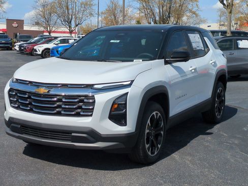 New 2026 Chevrolet Equinox LT FWD image 5