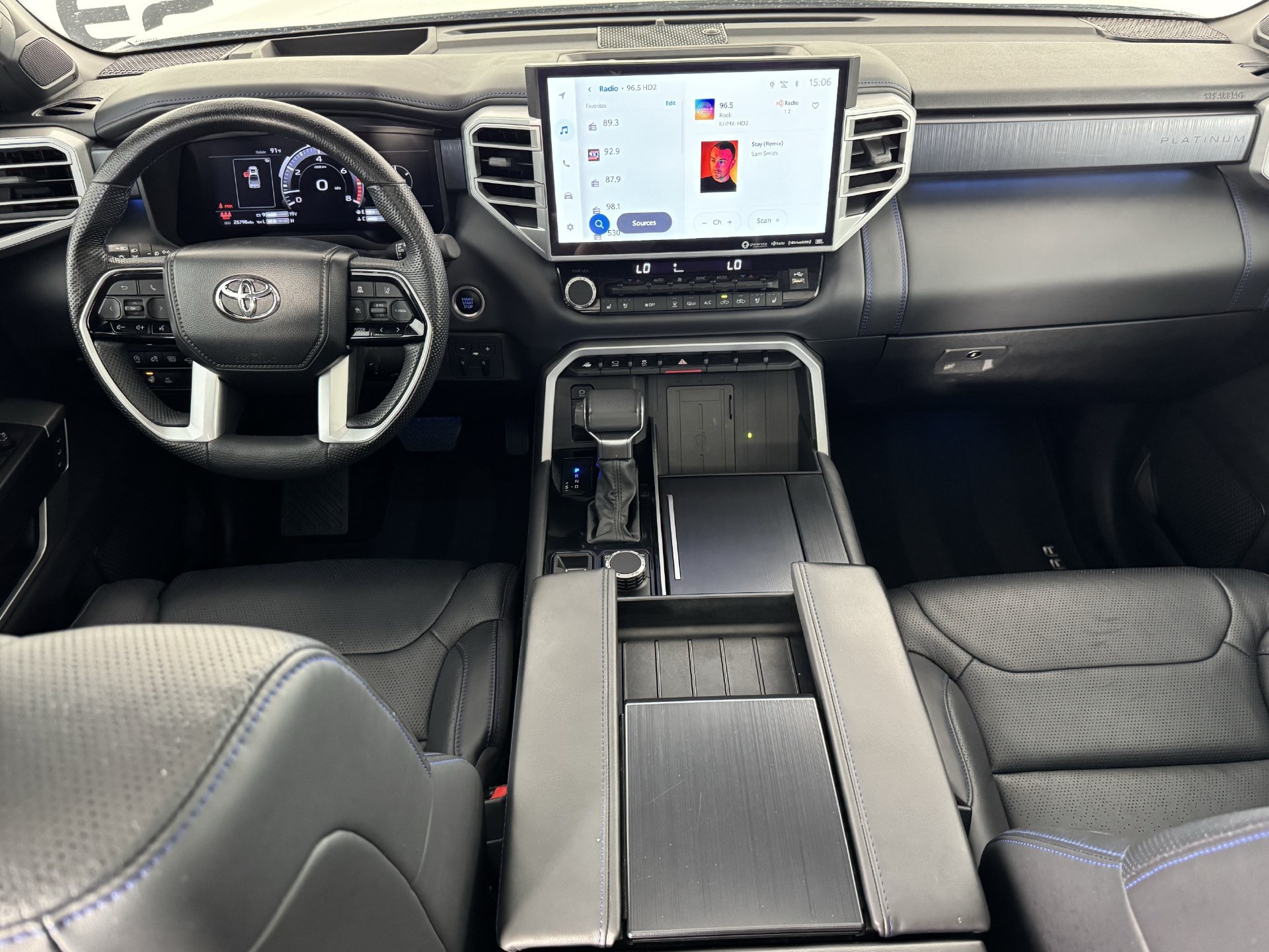 Used 2024 Toyota Tundra Platinum AWD/4WD image 23