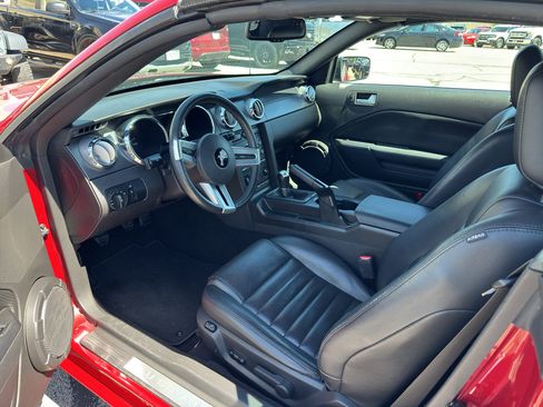 Used 2008 Ford Mustang GT Premium RWD image 4