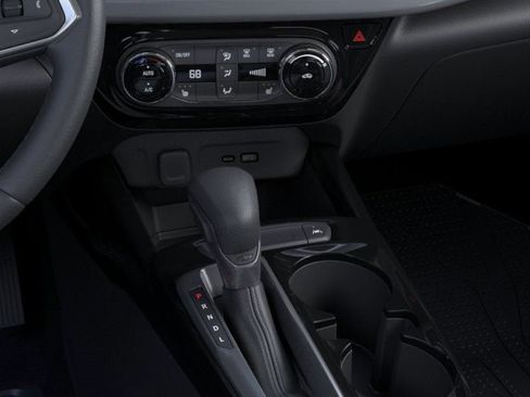 New 2026 Chevrolet Trax LT w/ Driver Confidence Package FWD image 23