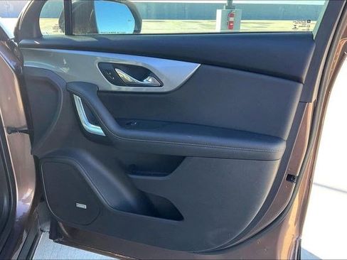 Used 2019 Chevrolet Blazer LT w/ Sun and Wheels Package image 29