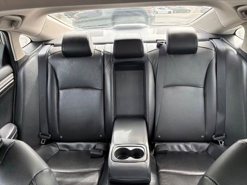 Used 2017 Honda Civic EX-L image 16