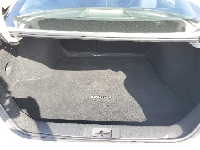 Used 2024 Nissan Sentra SV FWD image 7
