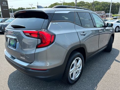 Certified 2020 GMC Terrain SLE w/ Driver Convenience Package AWD/4WD image 31