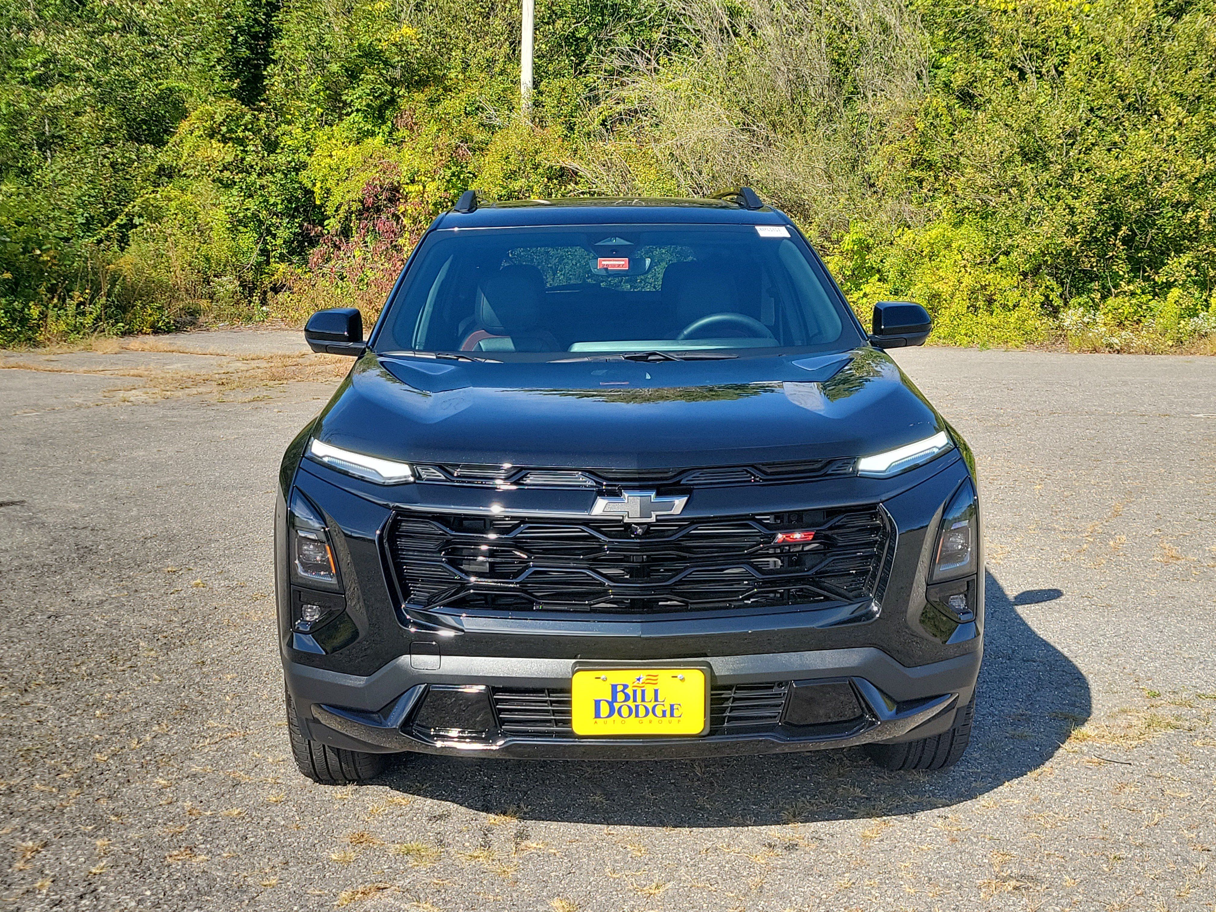 Used 2027 Chevrolet Equinox RS w/ Safety and Technology Package AWD/4WD image 2
