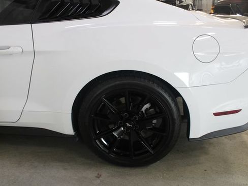 Used 2017 Ford Mustang GT Premium w/ Equipment Group 401A RWD image 28