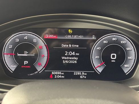 Used 2022 Audi Q5 2.0T Premium Plus AWD/4WD image 18