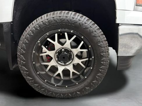 Used 2015 Chevrolet Silverado 1500 LT w/ LT Convenience Package RWD image 24