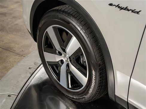 Certified 2026 Porsche Cayenne E-Hybrid Coupe AWD/4WD image 15