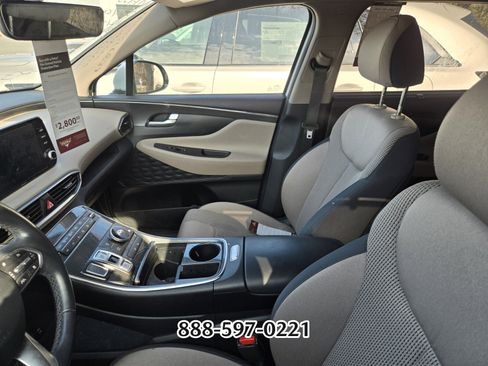 Used 2021 Hyundai Santa Fe SEL w/ Convenience Package image 7