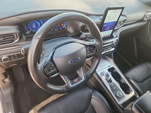 Used 2022 Ford Explorer ST w/ Equipment Group 401A AWD/4WD image 10