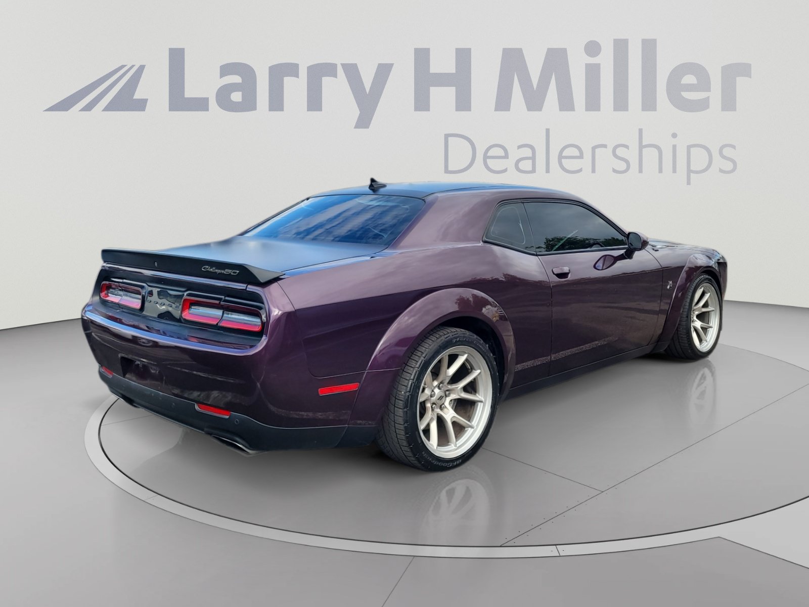 Used 2020 Dodge Challenger R/T Scat Pack RWD image 5