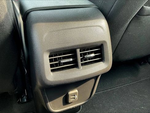 Used 2024 Chevrolet Equinox LS AWD/4WD image 10