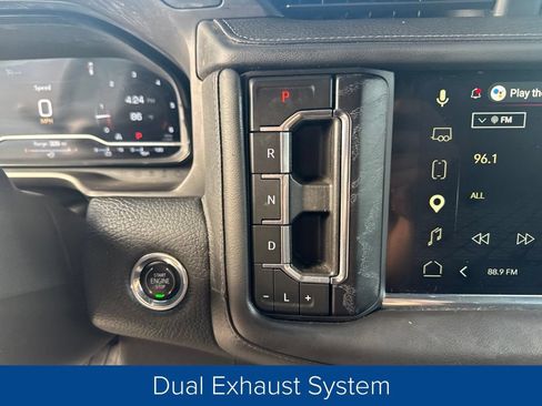 Used 2023 GMC Yukon XL Denali w/ Denali Reserve Package RWD image 22