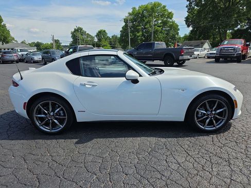 Used 2020 MAZDA MX-5 Miata RF 100th Anniversary RWD image 21