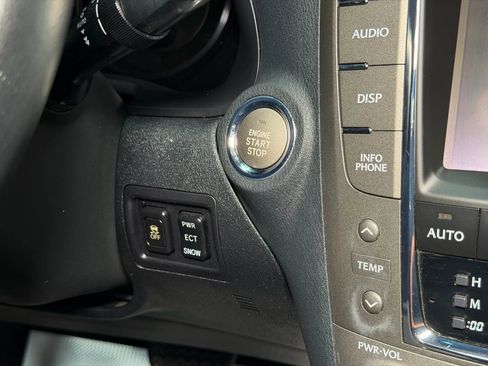 Used 2011 Lexus IS 250C image 35