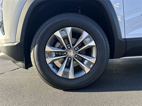 Used 2026 Chevrolet Equinox LT w/ LPO, Floor Liner Package image 32