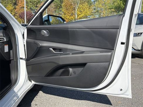 New 2026 Hyundai Elantra Blue image 14