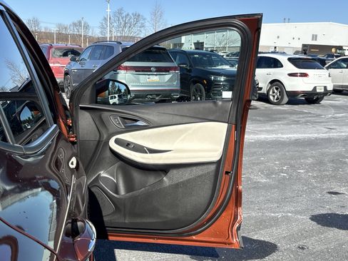 Used 2021 Buick Encore GX Preferred w/ Cold Weather Comfort Package image 8