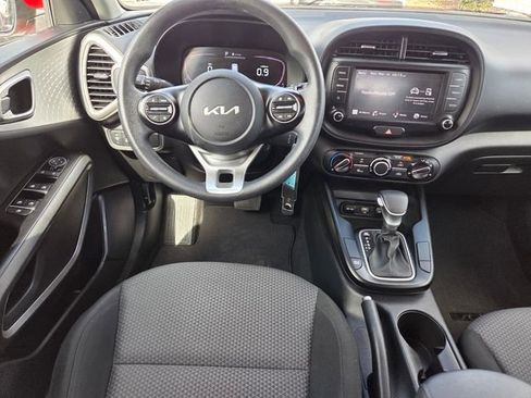 Used 2023 Kia Soul LX w/ Option Group 015 image 7