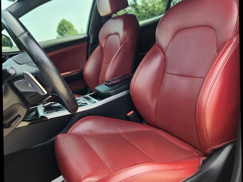 Used 2021 Kia Stinger GT RWD image 13