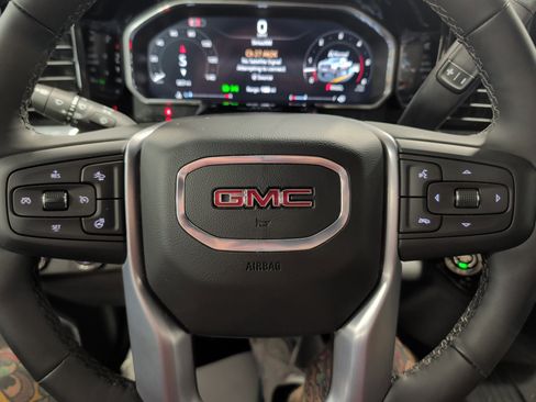 Used 2026 GMC Sierra 3500 SLE w/ SLE Value Package AWD/4WD image 10