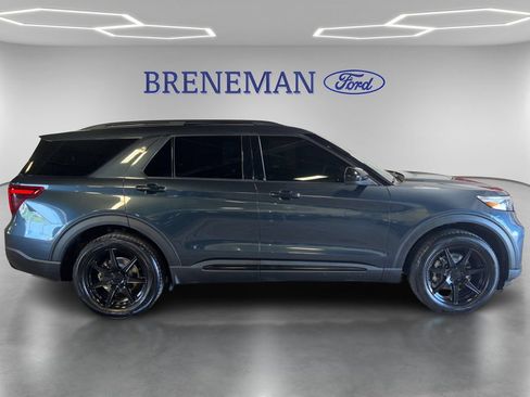 Certified 2022 Ford Explorer ST AWD/4WD image 5