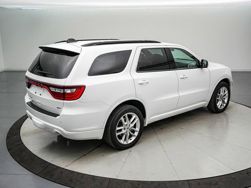 Used 2024 Dodge Durango GT image 4