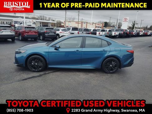Certified 2025 Toyota Camry SE w/ Convenience Package image 4