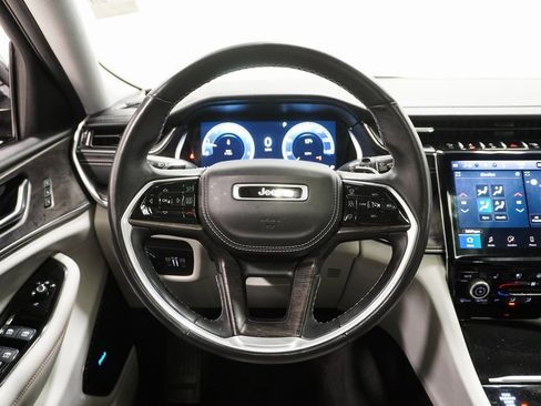 Certified 2022 Jeep Grand Cherokee L Overland w/ MOPAR Finishing Package image 23