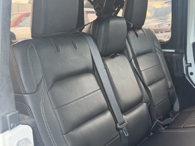 Used 2019 Jeep Wrangler Unlimited Sahara AWD/4WD image 22