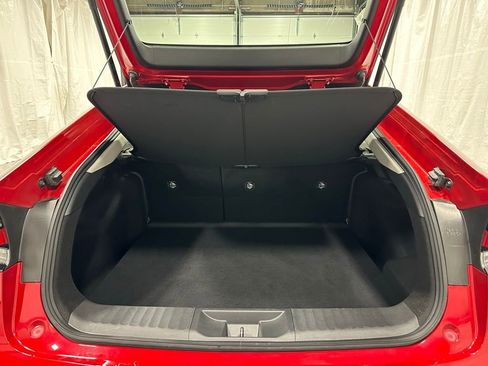 Used 2025 Toyota Prius XLE image 49