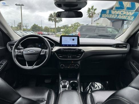 Used 2022 Ford Escape SEL image 27