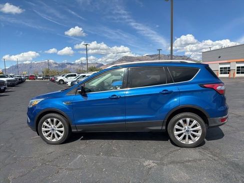 Used 2017 Ford Escape Titanium AWD/4WD image 11