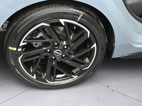 New 2026 Nissan Sentra SR w/ SR Premium Package image 5