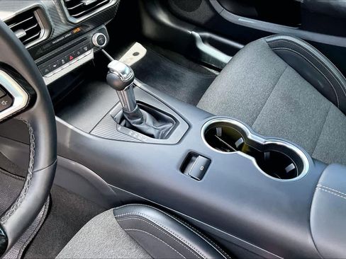 Used 2025 Ford Mustang Coupe RWD image 17