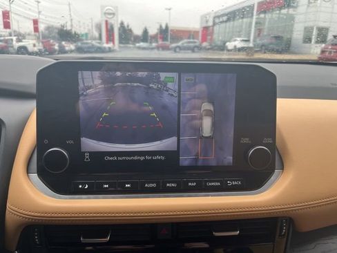 Certified 2023 Nissan Rogue Platinum w/ Platinum Premium Package image 18