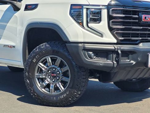 Used 2026 GMC Sierra 1500 AT4X AWD/4WD image 9
